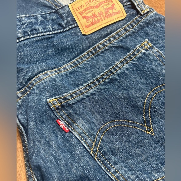 Levi's Women's Original Overalls - Size Large - Picture 4 of 8